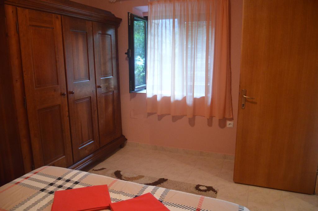 Apartments Bucin Cattaro Esterno foto