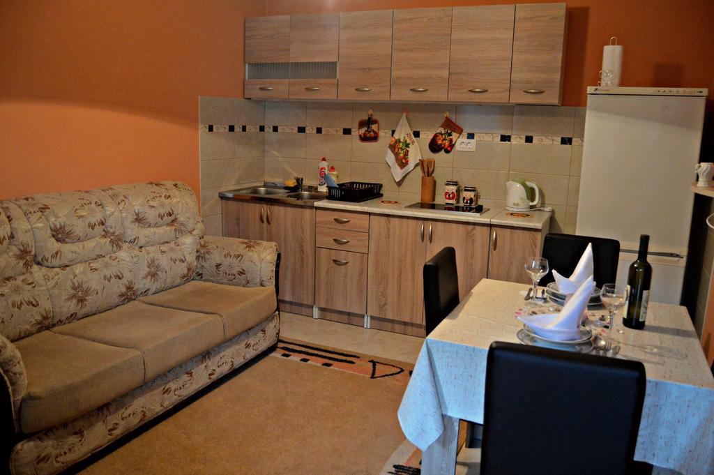 Apartments Bucin Cattaro Esterno foto