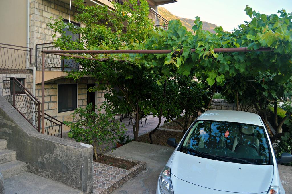 Apartments Bucin Cattaro Esterno foto